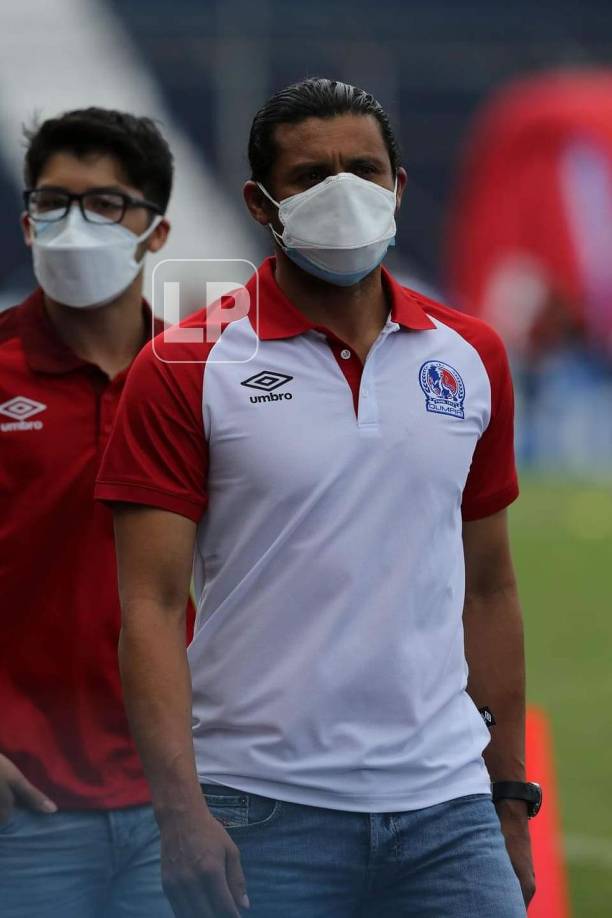 Noel Valladares, exportero histórico del Olimpia, no se perdió la final.