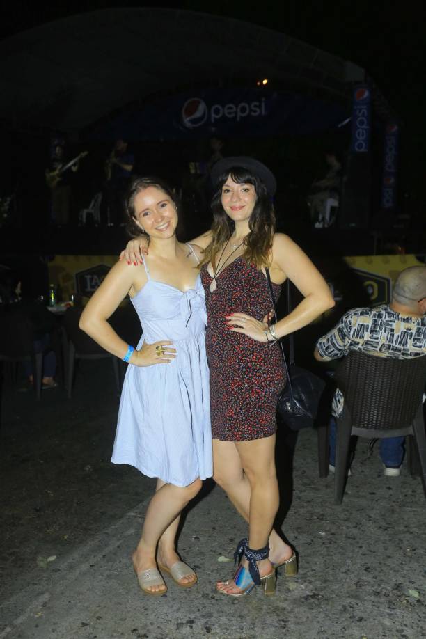 Raquel Paz y Eva Pokorny