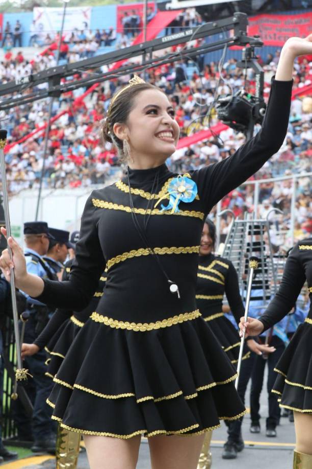 También, acaparó la atención de las cámaras de los medios de comunicación por su belleza. 
