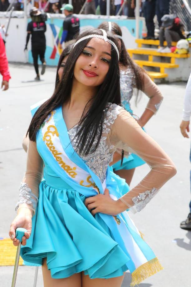 Deslumbró con su belleza, carisma, talento y fervor patrio en los desfiles de Tegucigalpa. 