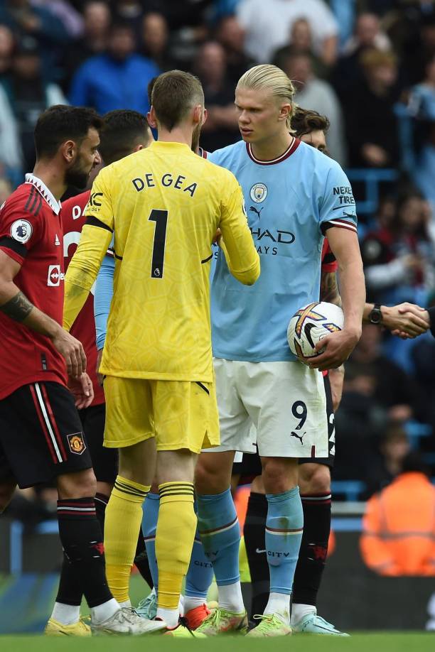 Erling Haaland saludó a David de Gea al final del partido. Le metió tres goles. ¿Qué le habrá dicho el español?