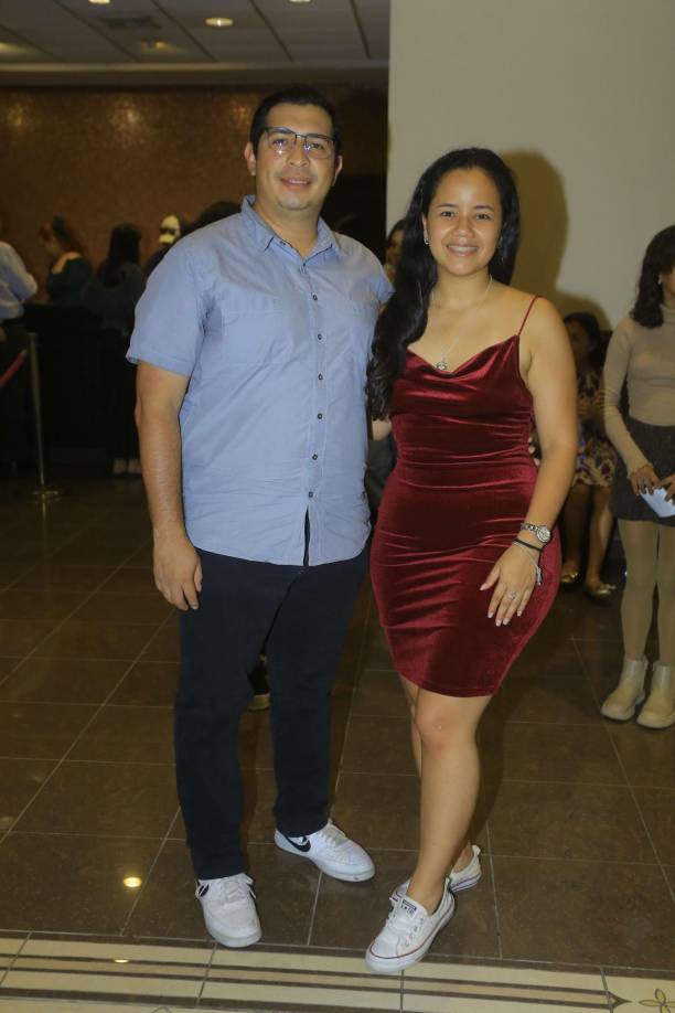 Roy Medina y Josseline Landa
