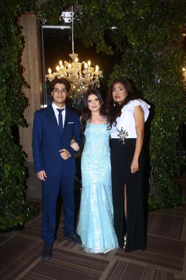 Jonathan Fajardo, Alejandra Fajardo y Karla López