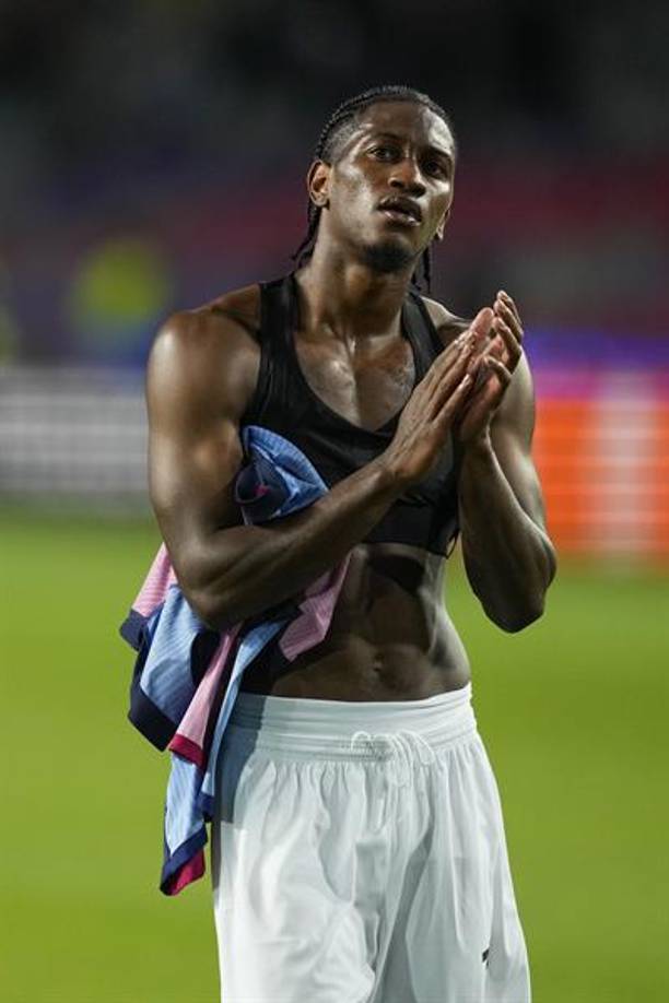 La goleada del Barcelona terminó con el autogol de Mohamed Ali Camara en el 81. 