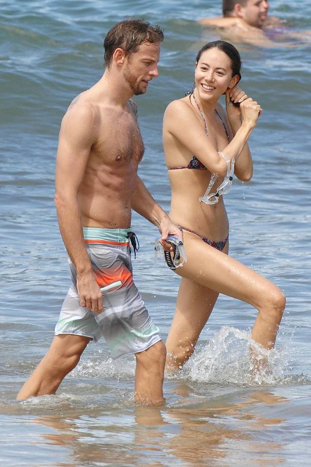 Se separaron por un corto tiempo en 2011 antes de que él le propusiera matrimonio el día de San Valentín de 2014, con un anillo valorado en 250.000 libras esterlinas.