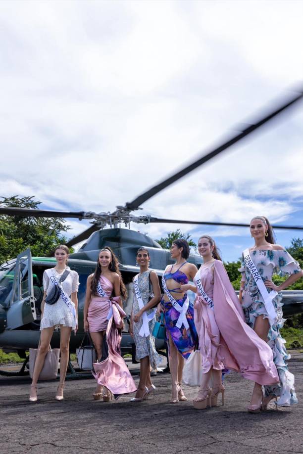 Otras candidatas a la corona visitaron este martes el Parque Nacional El Boquerón - un área natural protegida que se encuentra en la parte superior del volcán de San Salvador - donde degustaron un café y probaron comida propia de la zona, y la turística playa El Zonte, en el central departamento de La Libertad.Medios locales difundieron que la presidenta de la Organización Miss Universo Internacional, Paula Shugart, también se encuentra en El Salvador y “ha disfrutado de algunos lugares turísticos del país”.