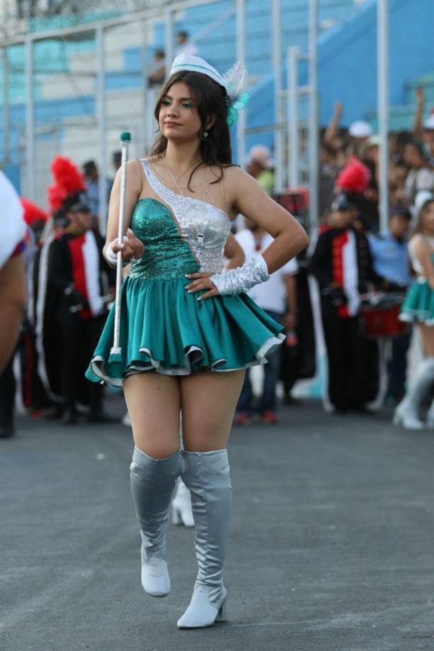 Kimberly Flores, la bella palillona del Milla Selva que enamoró en los desfiles