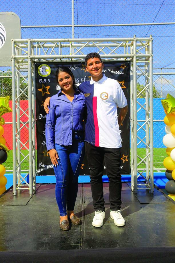 Sandy Espinoza y Axel Espinoza