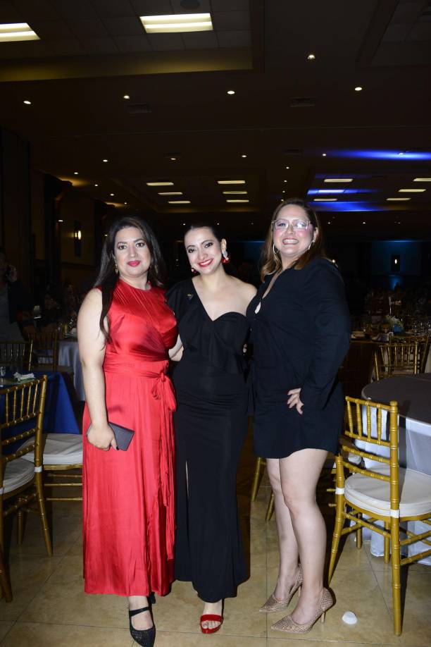 Eilyn Maldonado, Karen Murillo y Nancy Fuentes