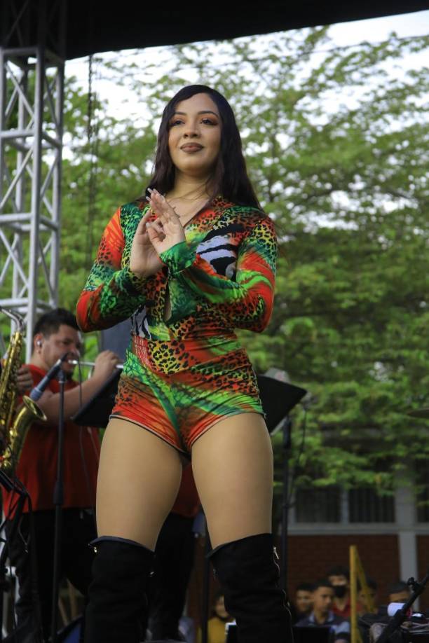 El acontecimiento tuvo un jurado calificar. Cada integrante estuvo bien atento a diferentes aspectos de los concursantes.