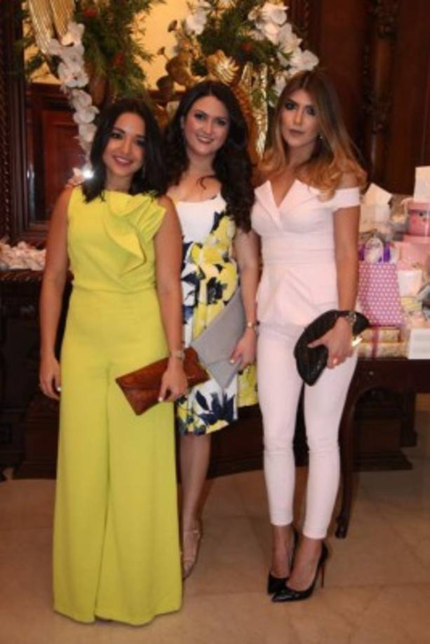 Mónica Barillas, Tatiana Espinosa y Paulina Atala.