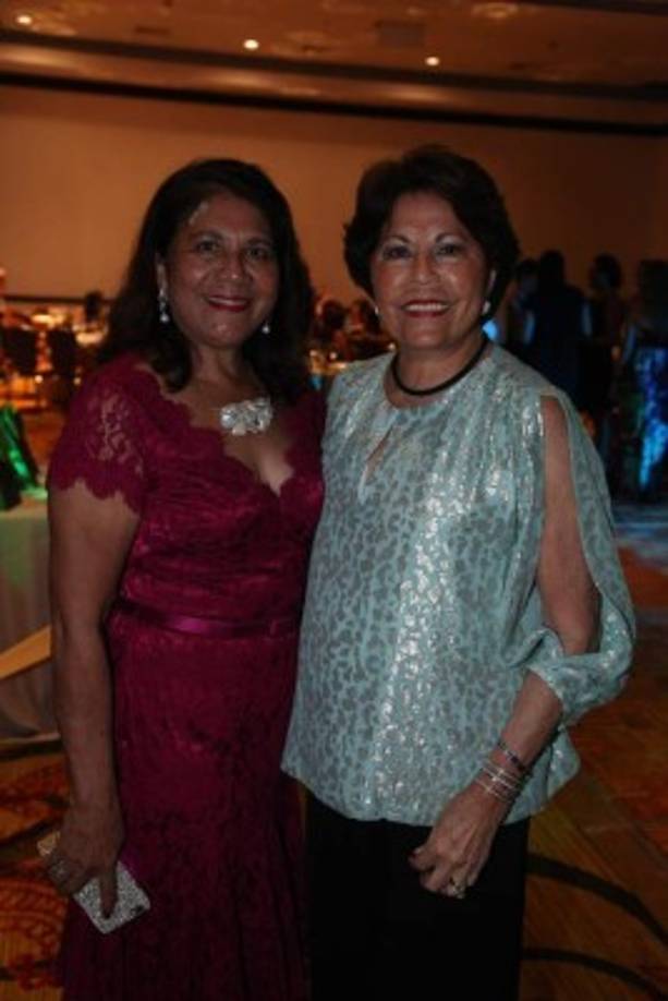 Vilma Karow y Nena Díaz Lobo.