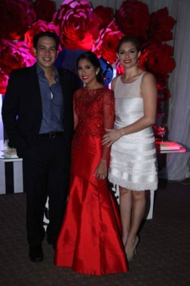 Roberto, María José y Pamela Morales.
