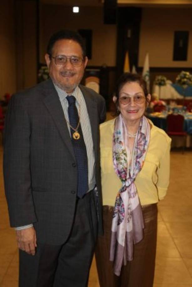 Humberto y Claudia Mendoza.