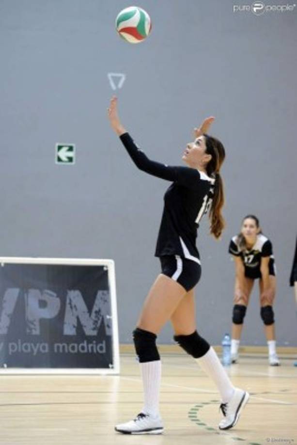 Daniela Ospina fue elegida como la mejor jugadora de la Superliga femenina 2 en el voleibol español.