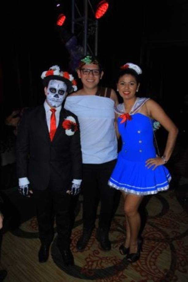 Fernando Blanco, Jonathan Rodríguez y Laura Reyes.