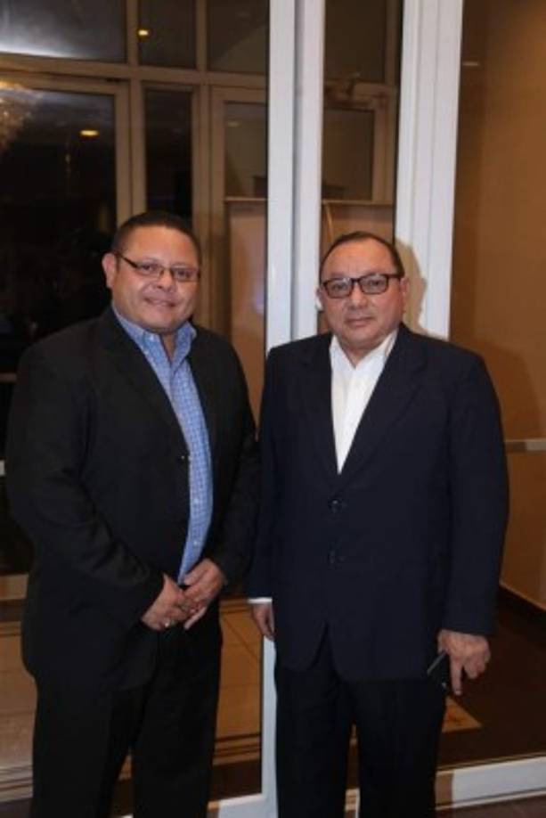 Carlos Alvarado y Rommel Villatoro .