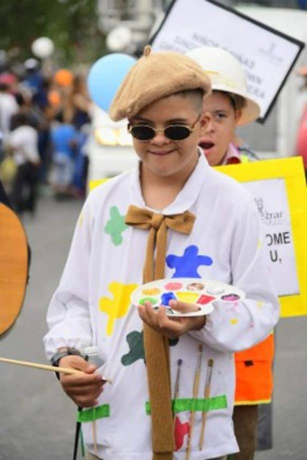 El arte es la capacidad que tiene un hombre para representar sus sentimientos, emociones y percepciones acerca de sus vivencias y su creatividad. Apoyemos el arte nacional.