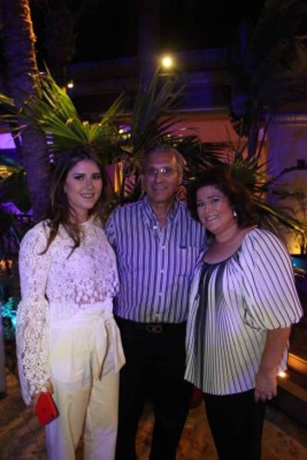 Gabrielle, Mario y Audelia Dabdoub.