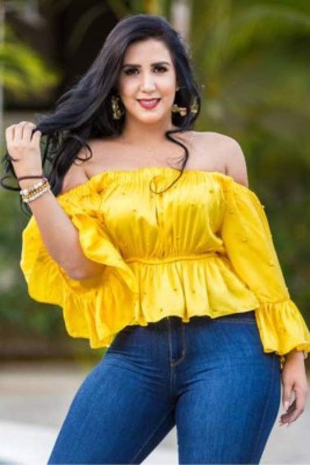 A la hija de Chelato Uclés la podemos encontrar en Instagram como zoyh21_94.