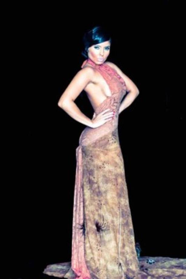 Por su parte Candle hoy radica en su natal Costa Rica.