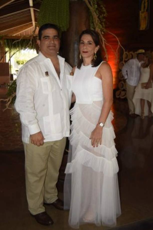 Terence y Yamalath Fuschich.