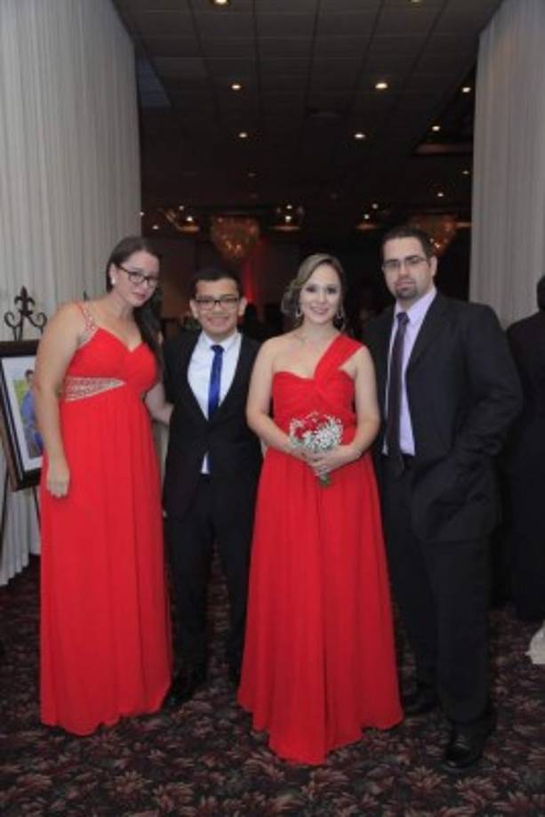 Karen Tinoco, Javier Ordóñez, Ligia Andrade y Daniel Alvarado.