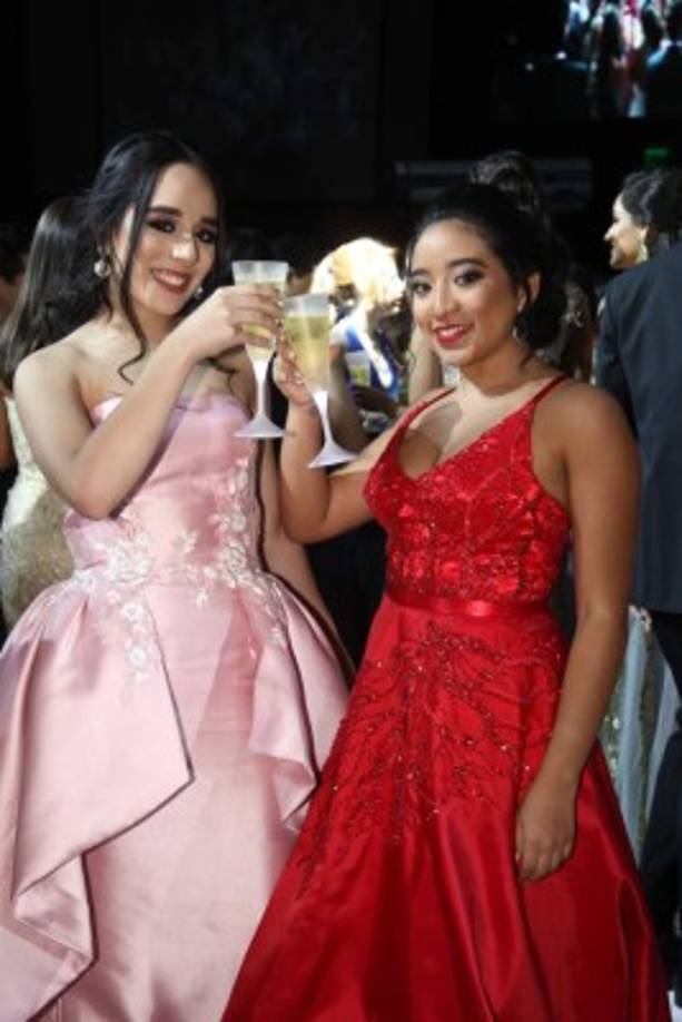 Claudia García y Arantxa Jiménez.