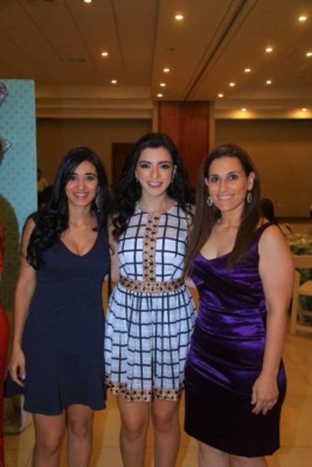 Amira, Susy y Susan Kharoufeh.