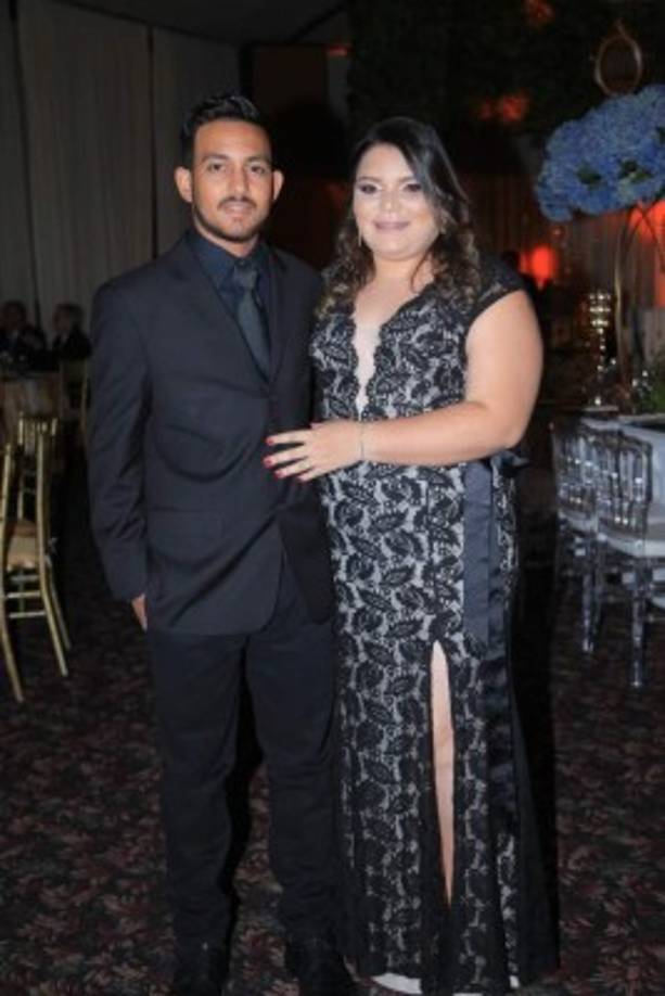 Merbin Flores y Stephanie Torres.