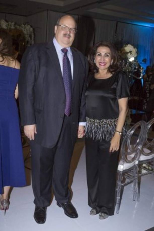 Jorge Shibli y Carolina Canahuati.