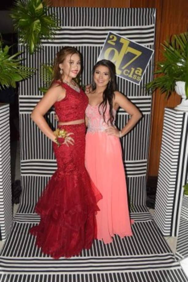 Kimberly Romero y Vicky Hernández.