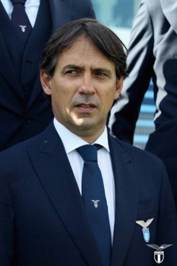 Simone Inzaghi: El entrenador suena para llegar al banquillo del Inter como reemplazo de Antonio Conte. Inzaghi ha tenido buenas campañas al frente de La Lazio. Foto Facebook Lazio.