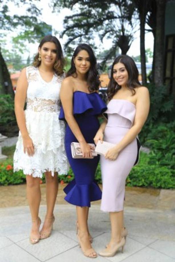 Gaby Nodarse, Adri Orjuela y Alexa Banegas.