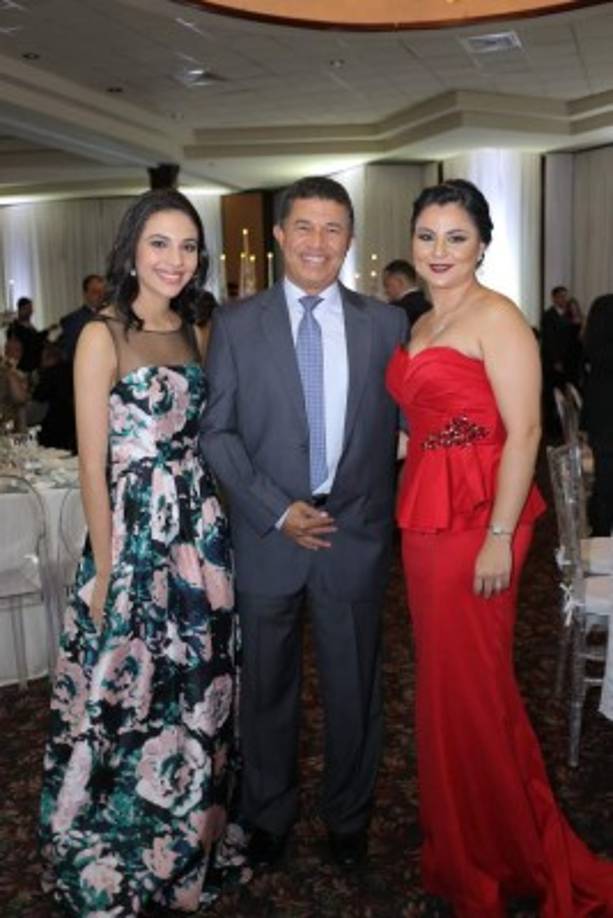 Emily, Emilio e Isis Silvestri.