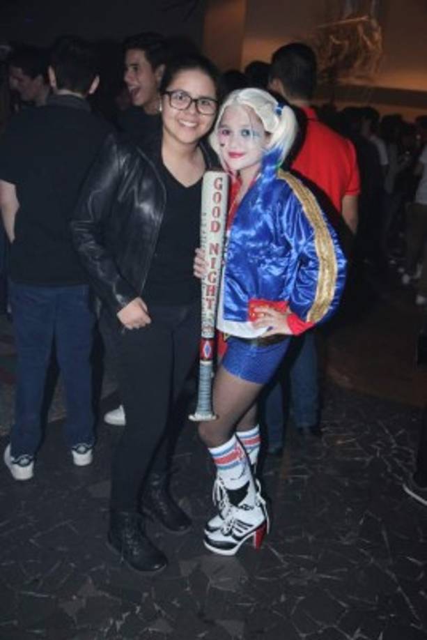 Valeria Reyes y Valeria Pastor.