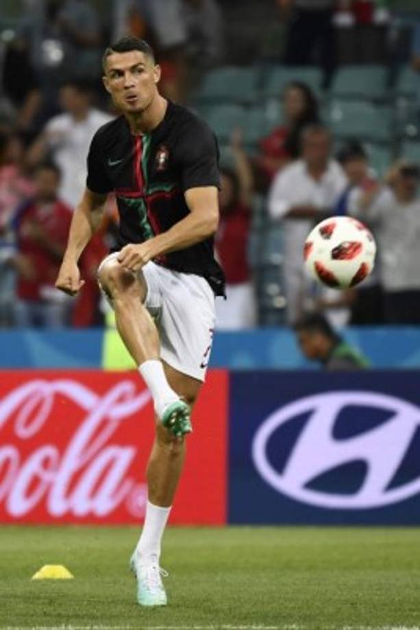 Cristiano Ronaldo ya habría llegado a un acuerdo con la Juventus. Se menciona que este martes lo presentan.