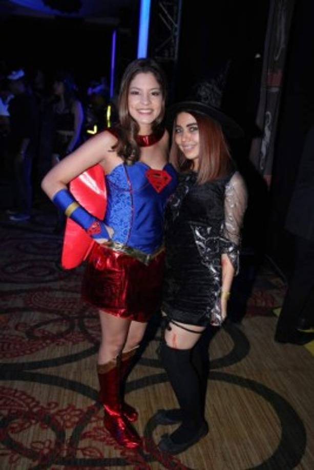 Kamila Corea y Génesis Chávez.