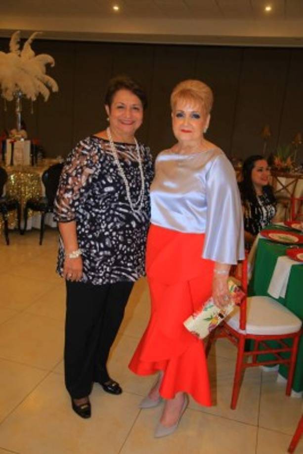 Martha Julia Crespo y Gella Wolozny.