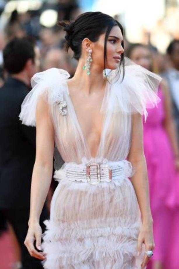 La estrella de 'Keeping up with the Kardashians' posó sin timidez ante los fotógrafos.