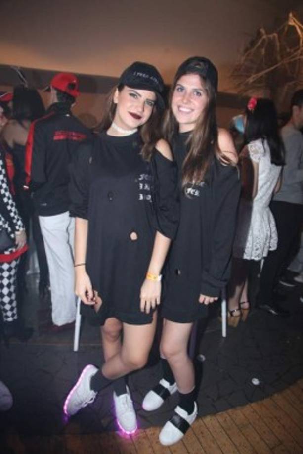 Isabella Jaar y Fernanda Belot.