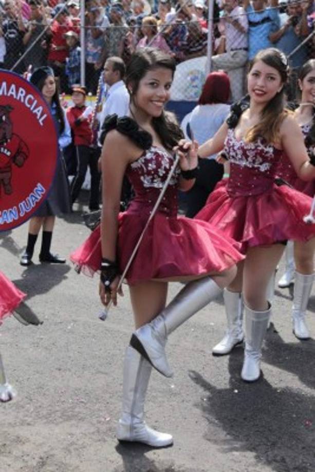 Una del las palillonas de la banda del San Juan.