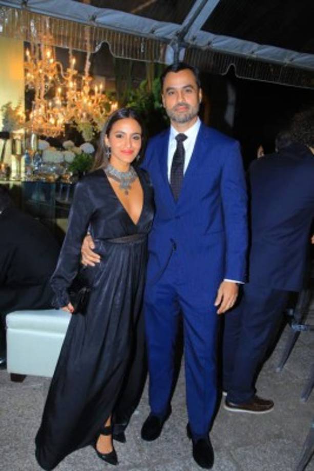 Sabrine y Carlos Moreira.