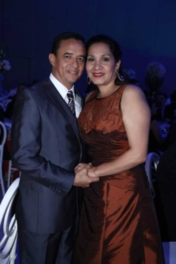 Leonel y Patricia Sauceda.