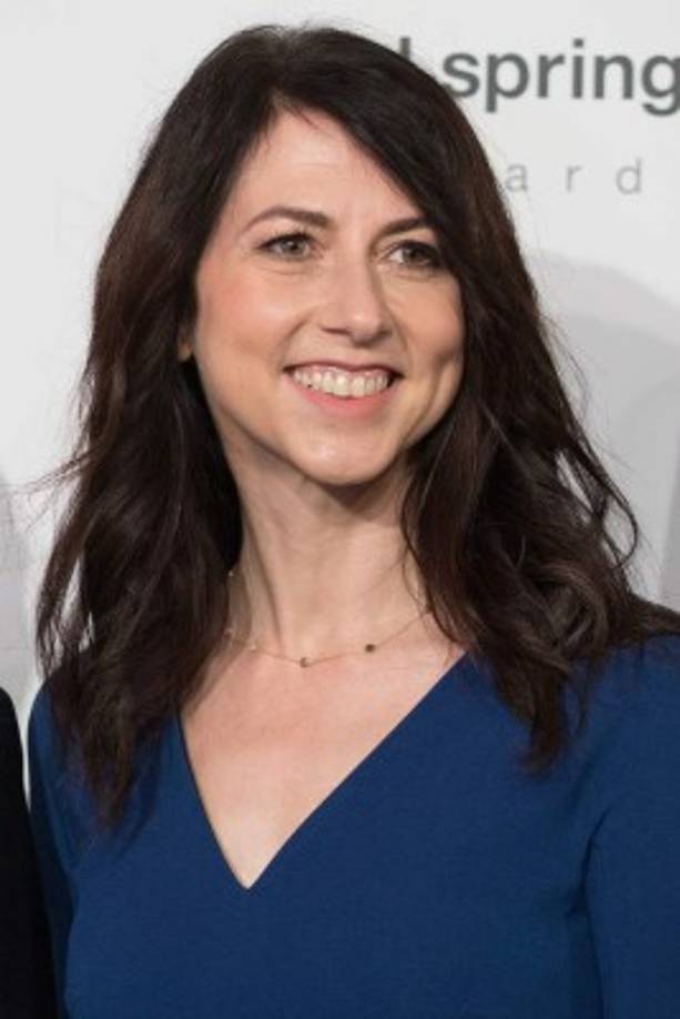 Luego de que las acciones de Amazon se dispararan, Scott sacó del primer lugar a la heredera de L’Oréal Francoise Bettencourt Meyers, según el índice de multimillonarios de Bloomberg.