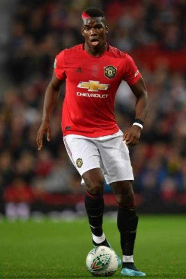 Según Calciomercato, el representante de Paul Pogba, Mino Raiola, tiene un plan para intentar sacar al francés del Manchester United este verano. El centrocampista francés cree que su etapa en el United ha finalizado y ha acordado con su agente intentar su marcha. Pero tienen el problema de que el Manchester United no tiene ninguna intención de traspasarle. Es más pueden activar la cláusula de renovación automática por una temporada (hasta junio de 2022).<br/><br/>A pesar de todo, Raiola ha contactado con la Juventus recientemente y también con el entrenador del Real Madrid, Zinedine Zidane, según 10sports. Aunque el Madrid ya zanjó su posible fichaje. Otra opción que siempre está ahí es la del PSG, una alternativa que gusta al jugador.