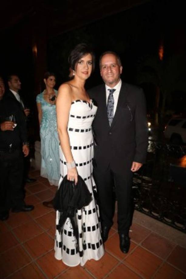 Lucrecia y Ricardo Álvarez.