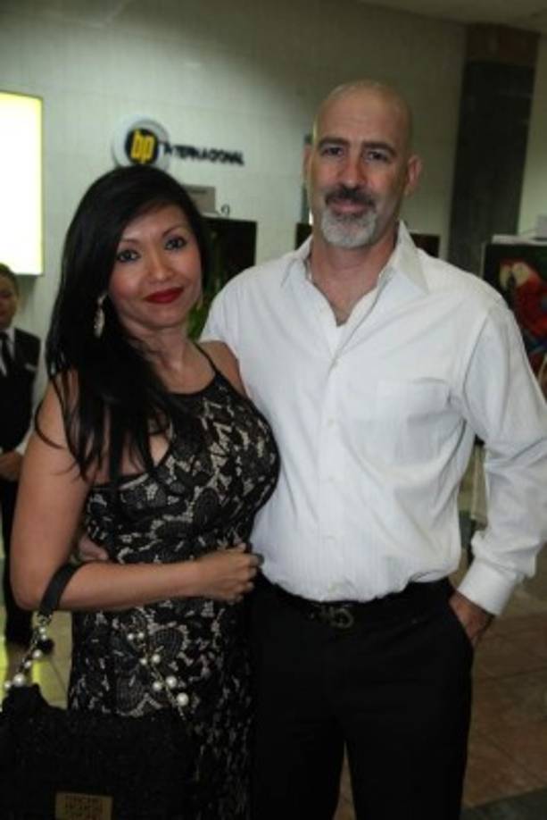 Marna y Mischa Schmidt.