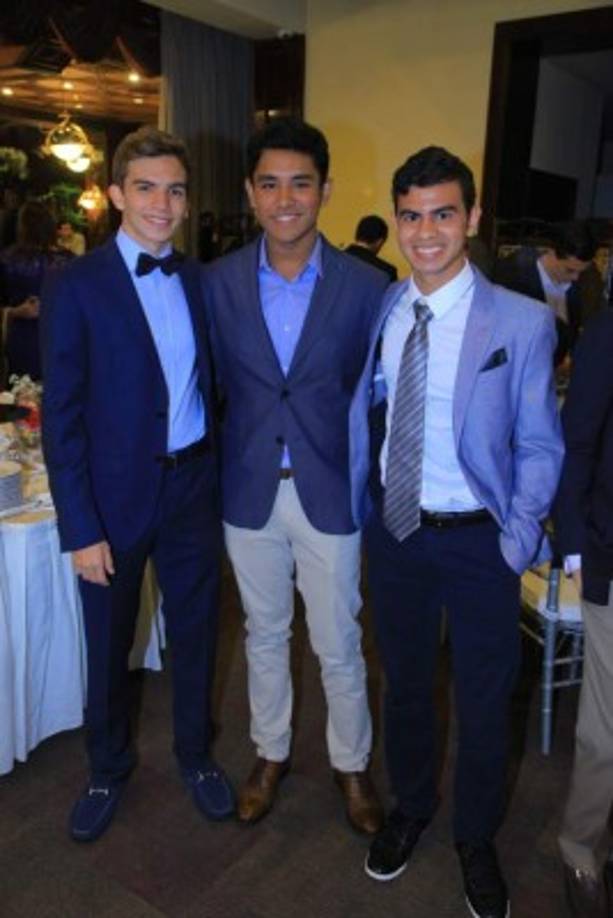 Marco Raudales, Kevin Romero y Adolfo Velásquez.