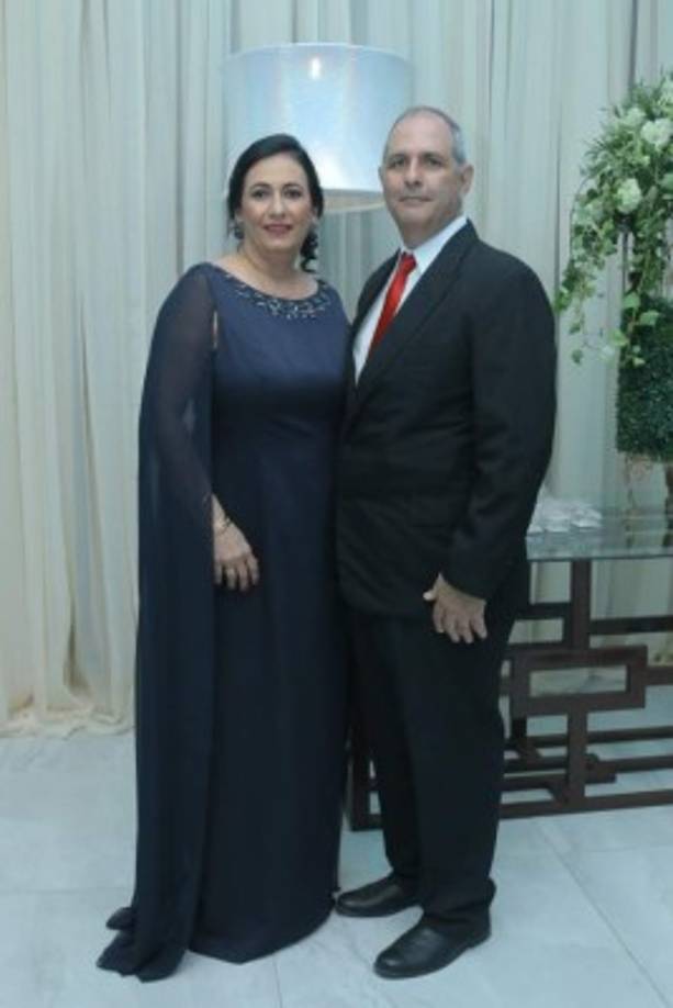 Julieta y Faiz Andonie.